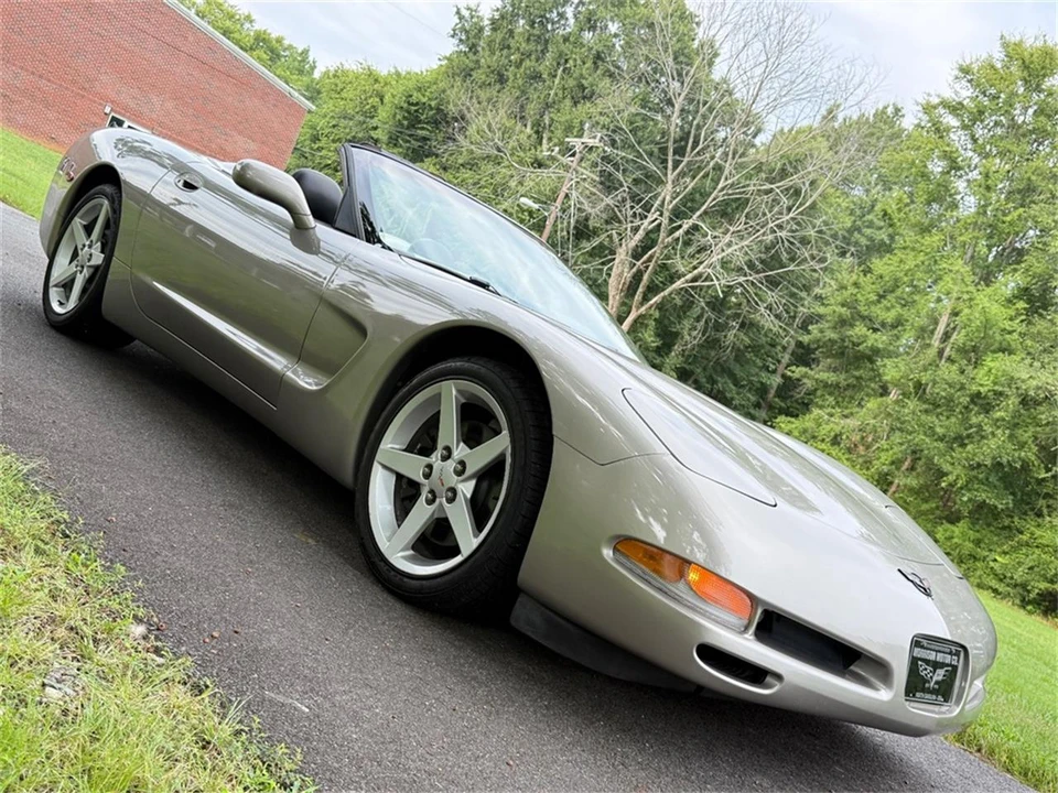 1999 Chevrolet Corvette C5 - Image 25 of 31