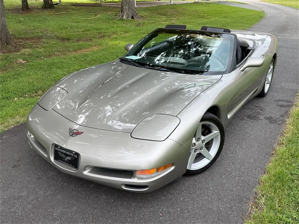 1999 Chevrolet Corvette C5 - Image 2 of 31