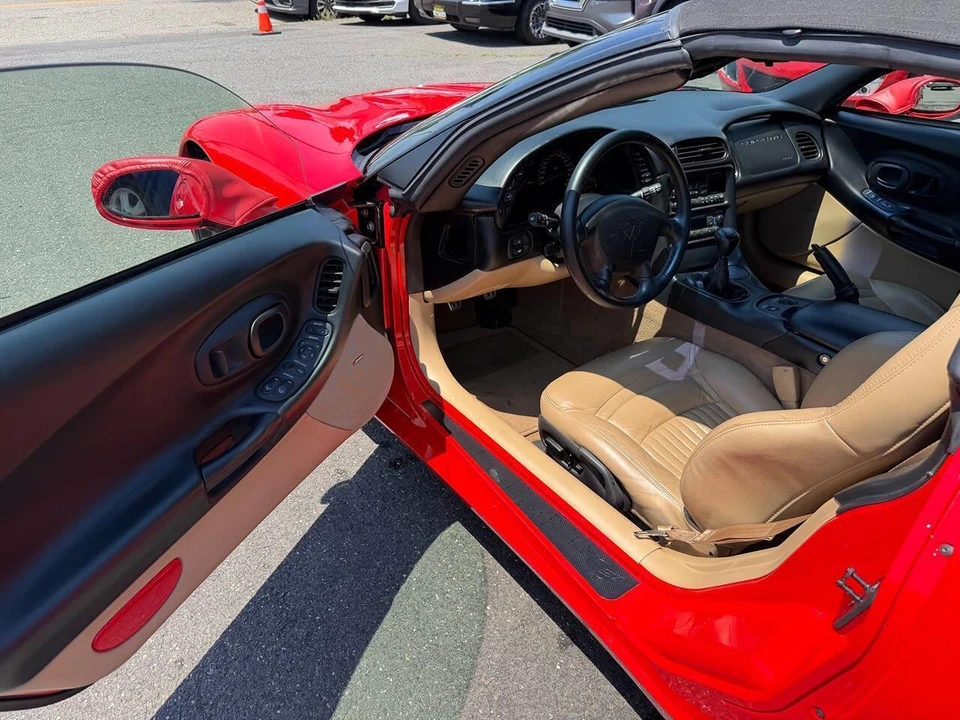 1999 Chevrolet Corvette C5 - Image 2 of 31