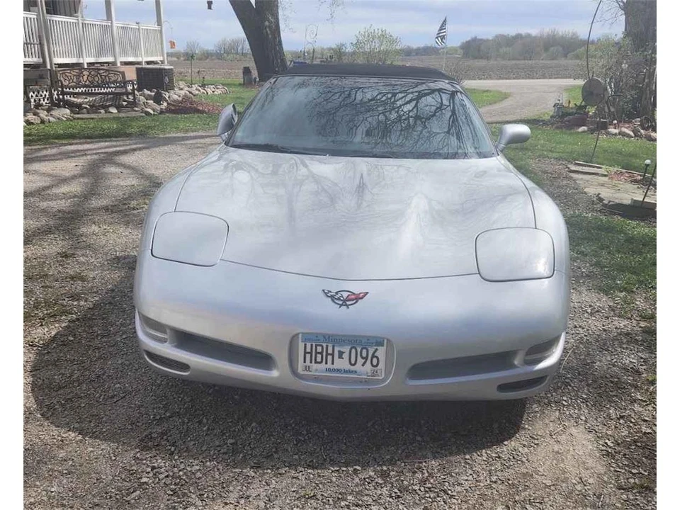 1999 Chevrolet Corvette C5 - Image 2 of 11