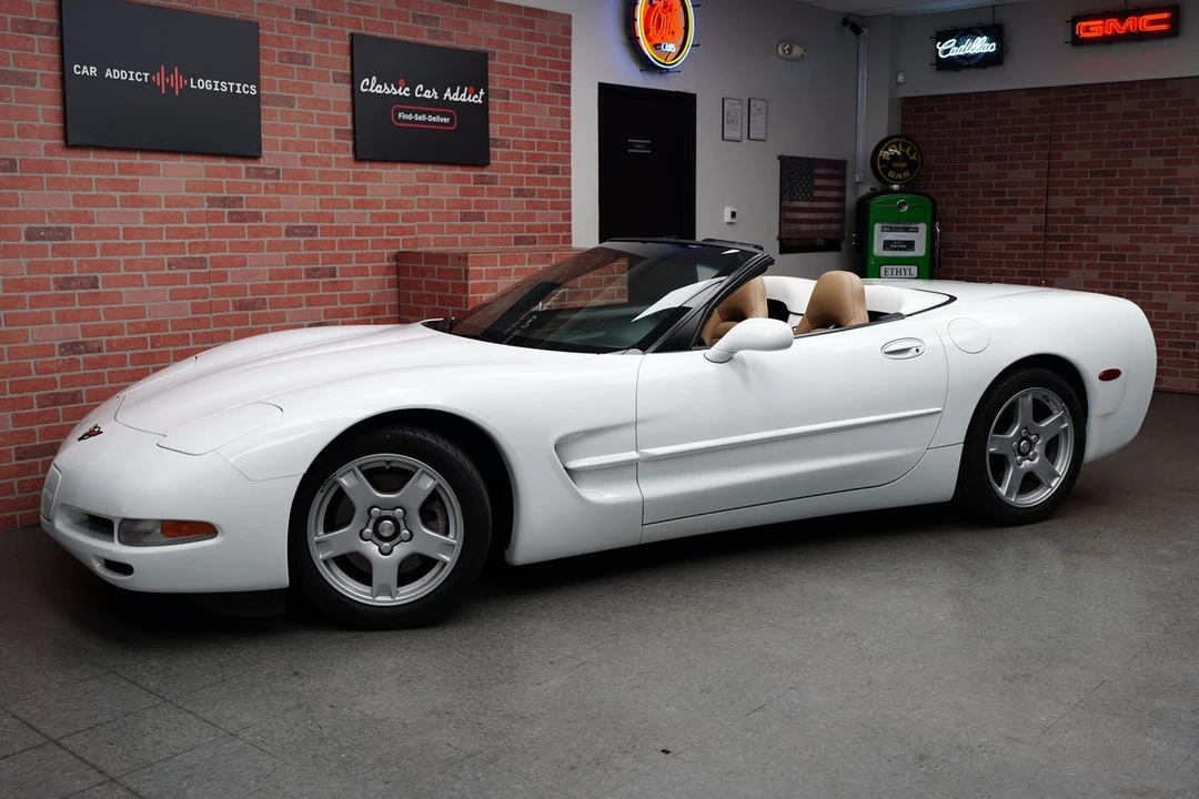 1999 Chevrolet Corvette C5 - Image 2 of 12