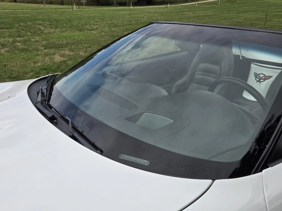 1999 Chevrolet Corvette C5 - Image 4 of 10