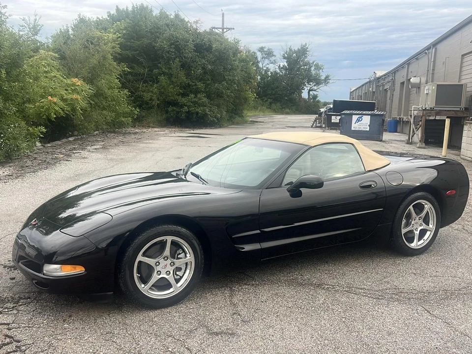 1999 Chevrolet Corvette C5 - Image 2 of 27