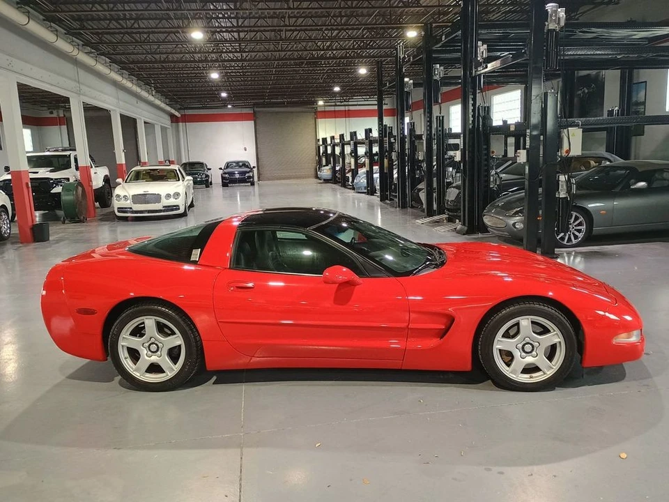 1999 Chevrolet Corvette C5 - Image 8 of 12