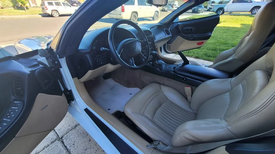 1999 Chevrolet Corvette C5 - Image 12 of 17