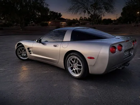 1999 Chevrolet Corvette C5 - Image 2 of 17