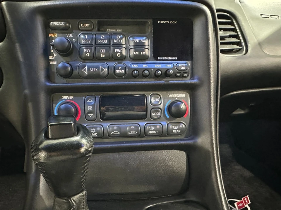 1999 Chevrolet Corvette C5 - Image 16 of 21