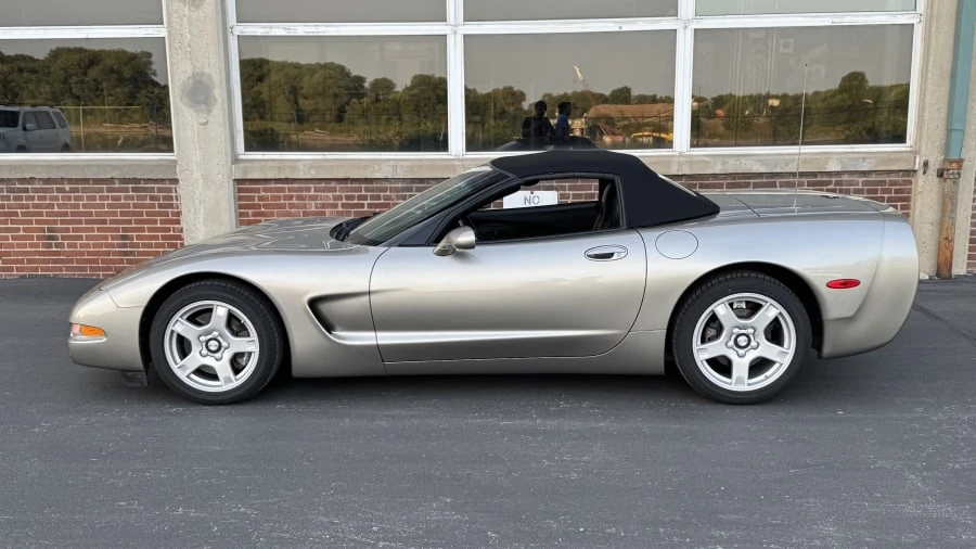1999 Chevrolet Corvette C5 - Image 5 of 13