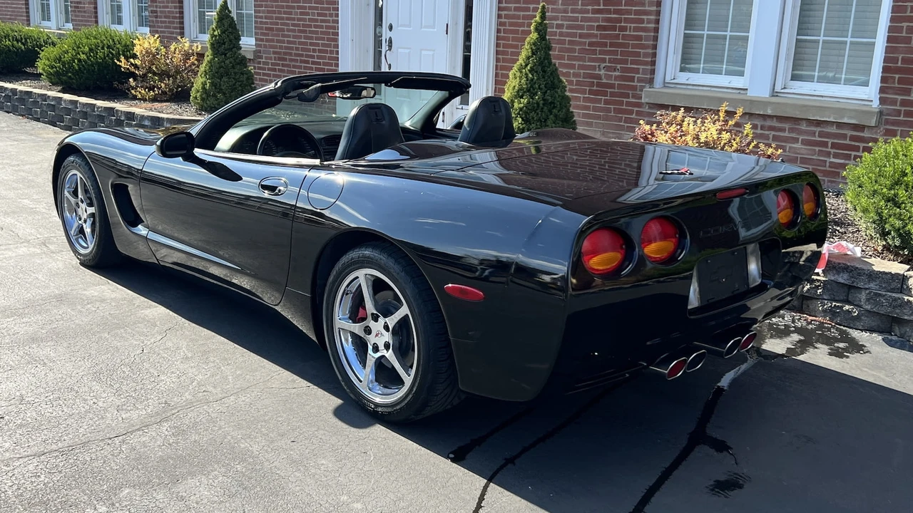 1999 Chevrolet Corvette C5 - Image 3 of 10