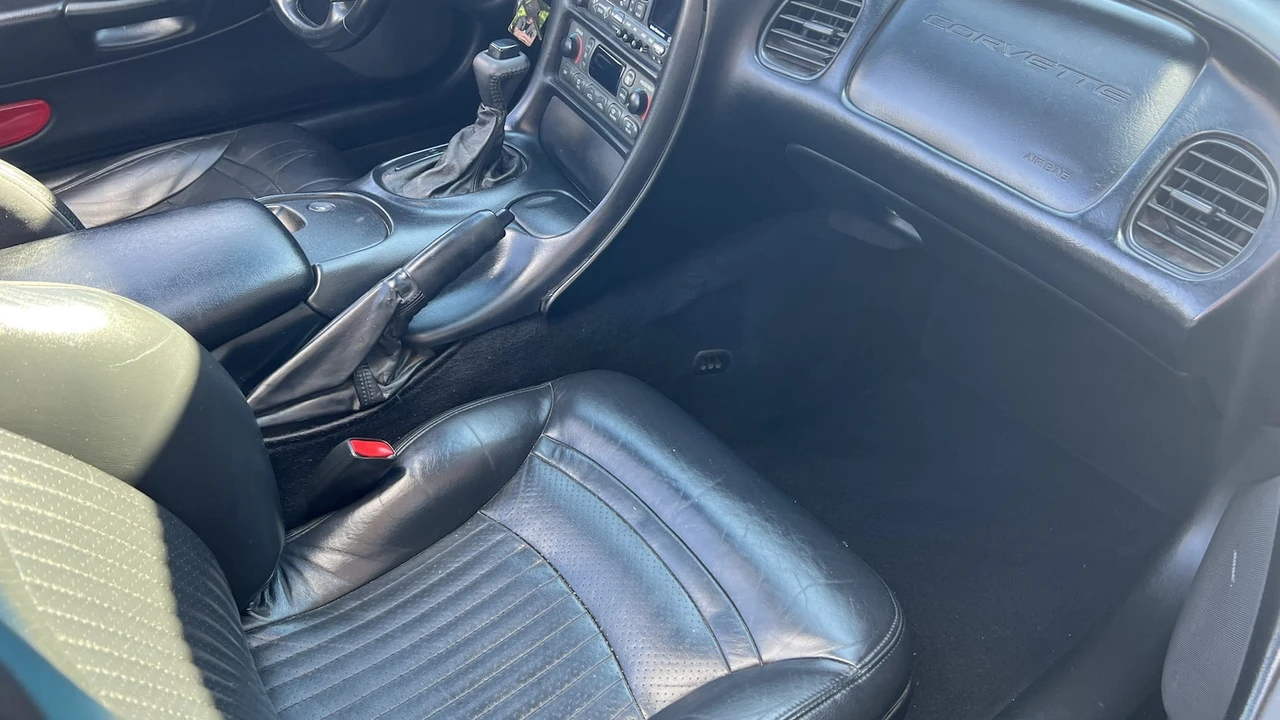 1999 Chevrolet Corvette C5 - Image 5 of 10