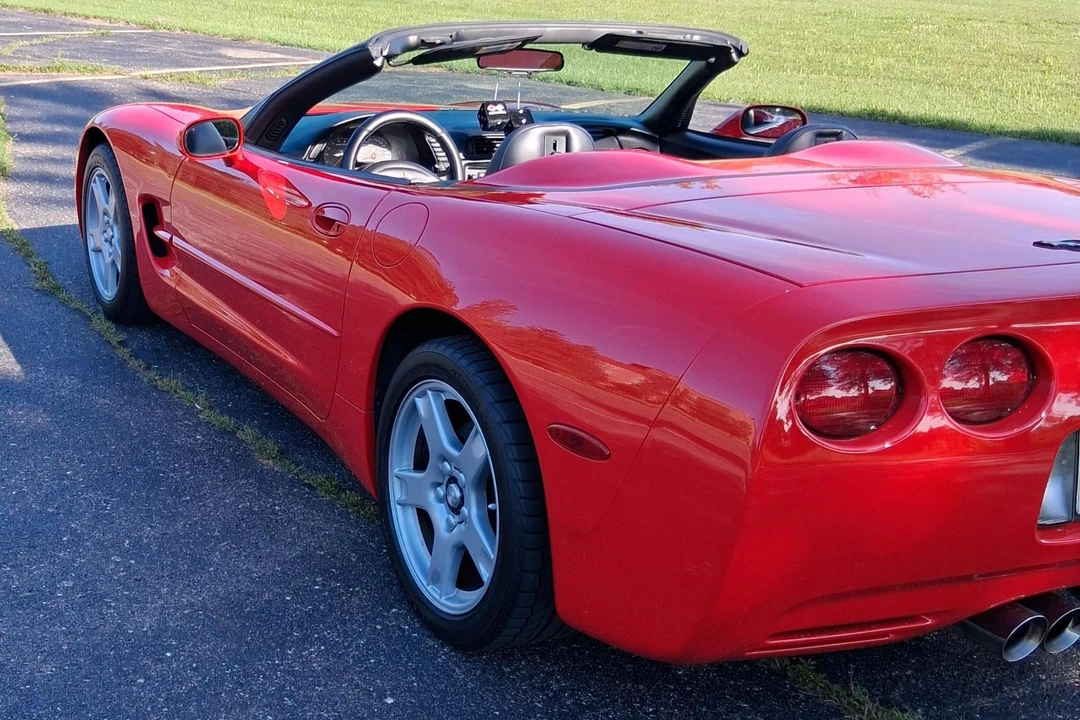 1999 Chevrolet Corvette C5 - Image 22 of 31