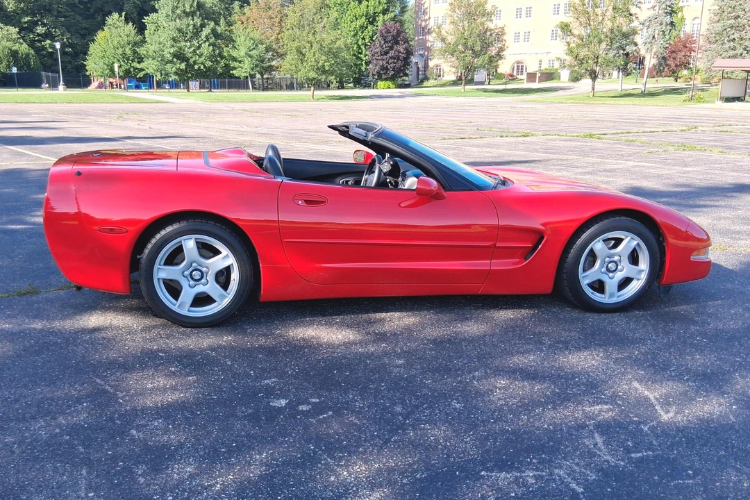 1999 Chevrolet Corvette C5 - Image 3 of 31