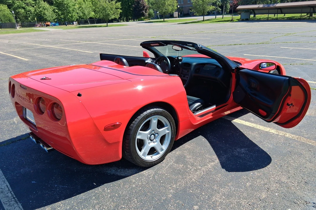 1999 Chevrolet Corvette C5 - Image 15 of 31