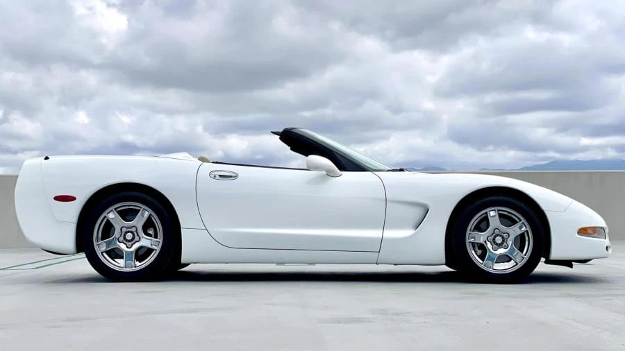 1999 Chevrolet Corvette C5 - Image 2 of 31