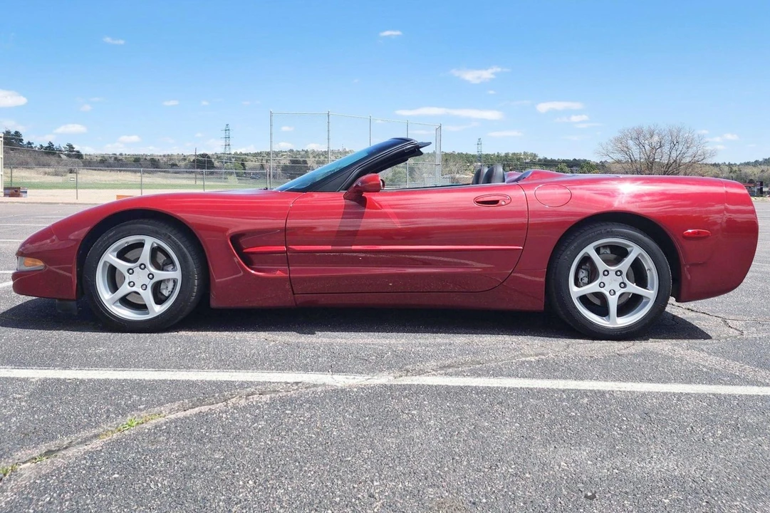 1999 Chevrolet Corvette C5 - Image 3 of 31