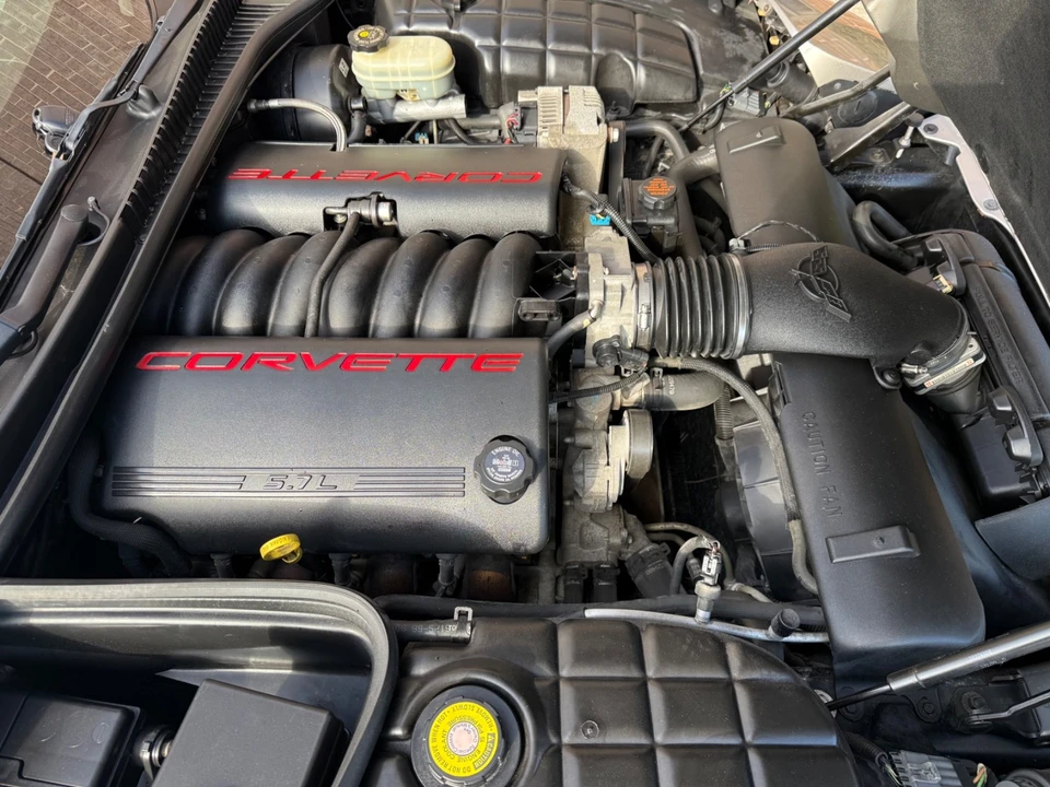 1999 Chevrolet - Image 21 of 31