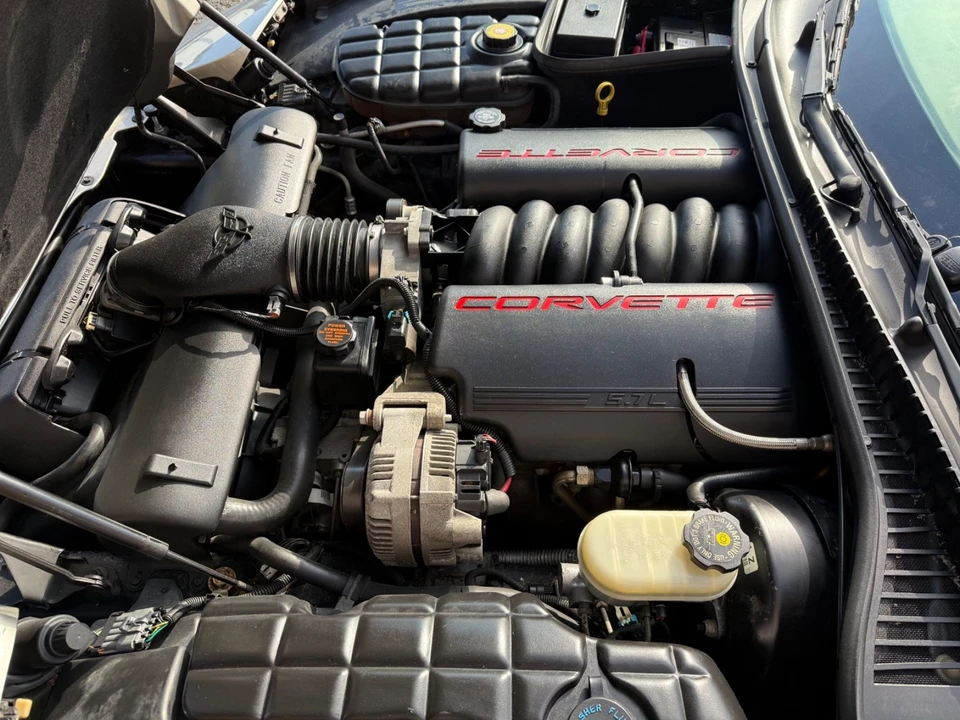 1999 Chevrolet - Image 19 of 31