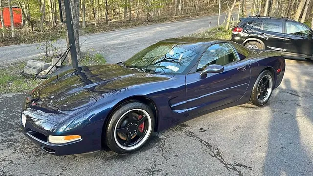 1999 Chevrolet Corvette Convertible 2D