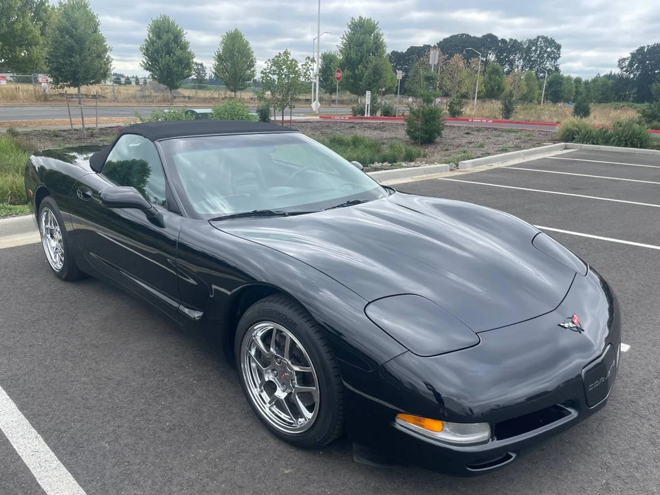 1999 Chevrolet Corvette C5 - Image 2 of 13