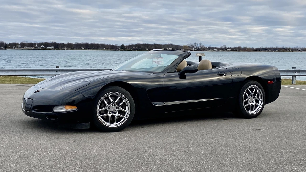 1999 Chevrolet Corvette C5 - Image 15 of 18