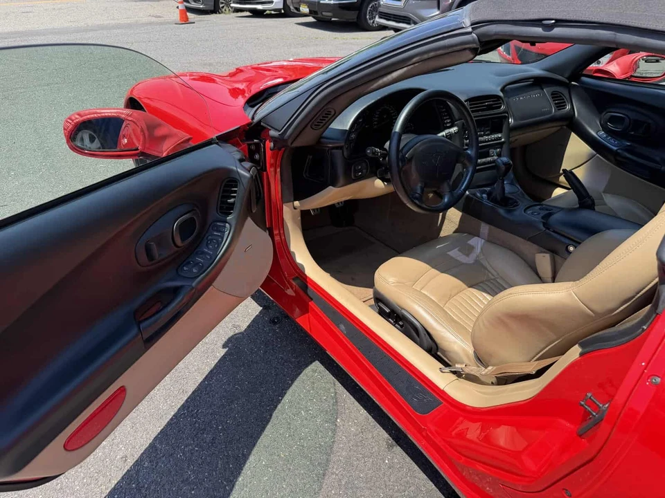 1999 Chevrolet Corvette C5 - Image 2 of 31