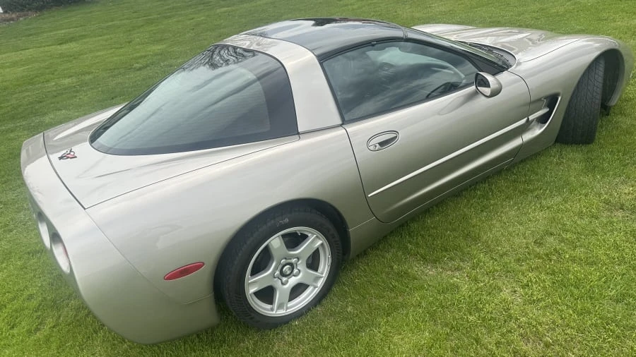 1999 Chevrolet Corvette C5 - Image 2 of 14