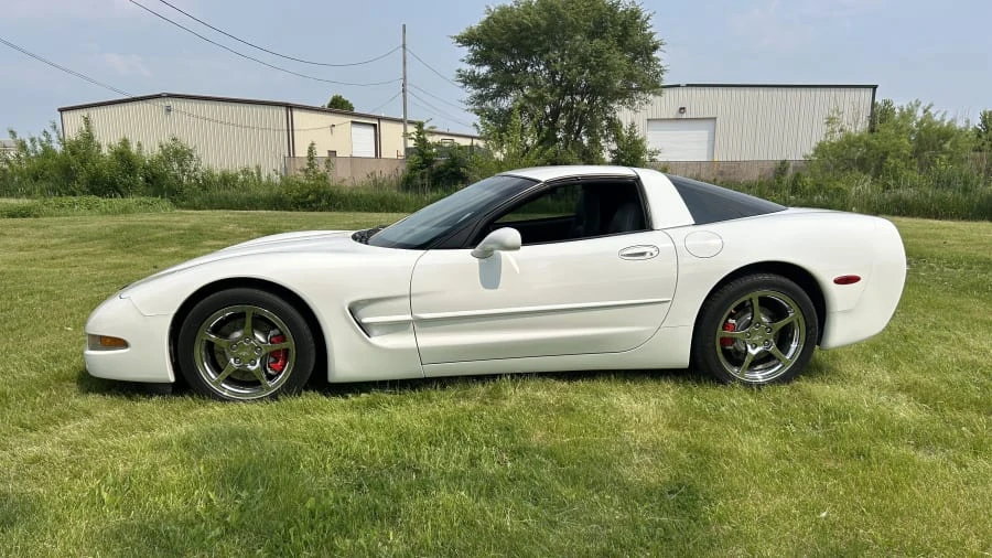 1999 Chevrolet Corvette C5 - Image 2 of 9