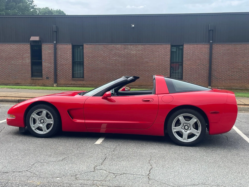 1999 Chevrolet Corvette C5 - Image 10 of 31