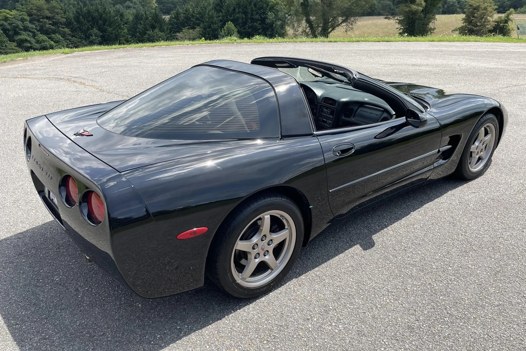 1999 Chevrolet Corvette C5 - Image 4 of 31