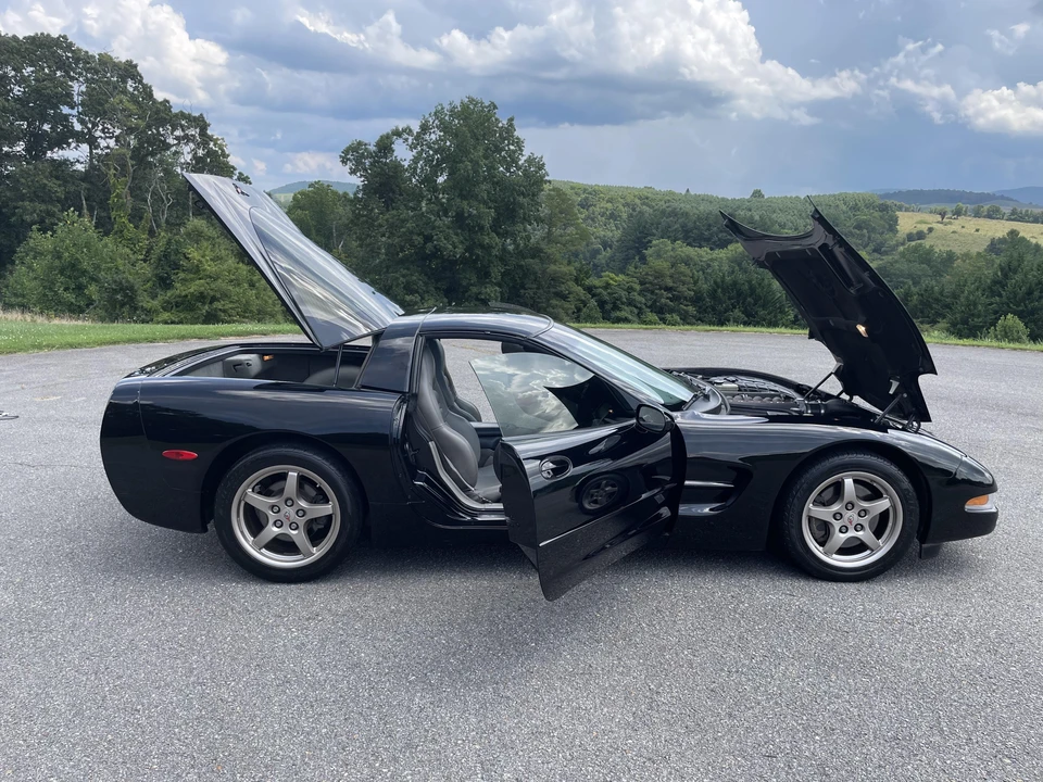 1999 Chevrolet Corvette C5 - Image 19 of 31