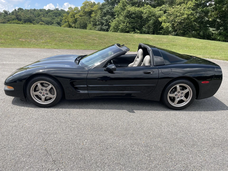 1999 Chevrolet Corvette C5 - Image 13 of 31