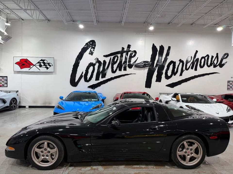 1999 Chevrolet Corvette C5 - Image 2 of 11