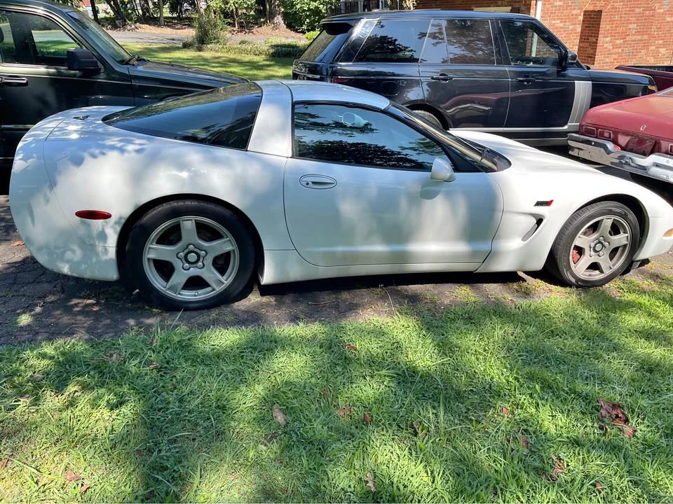 1999 Chevrolet Corvette C5 - Image 1 of 2