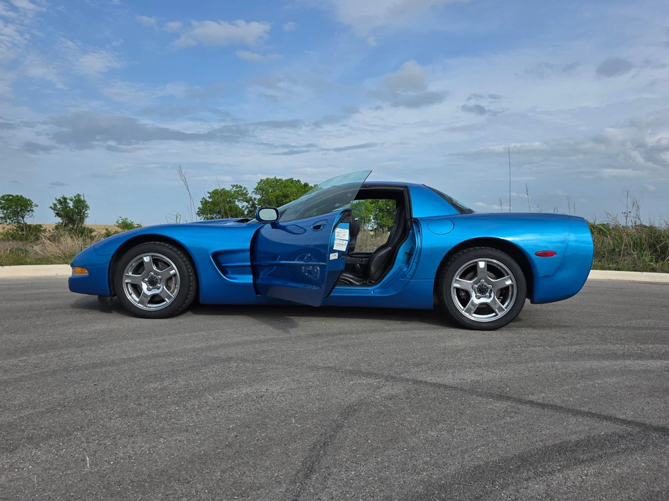 1999 Chevrolet Corvette C5 - Image 11 of 31