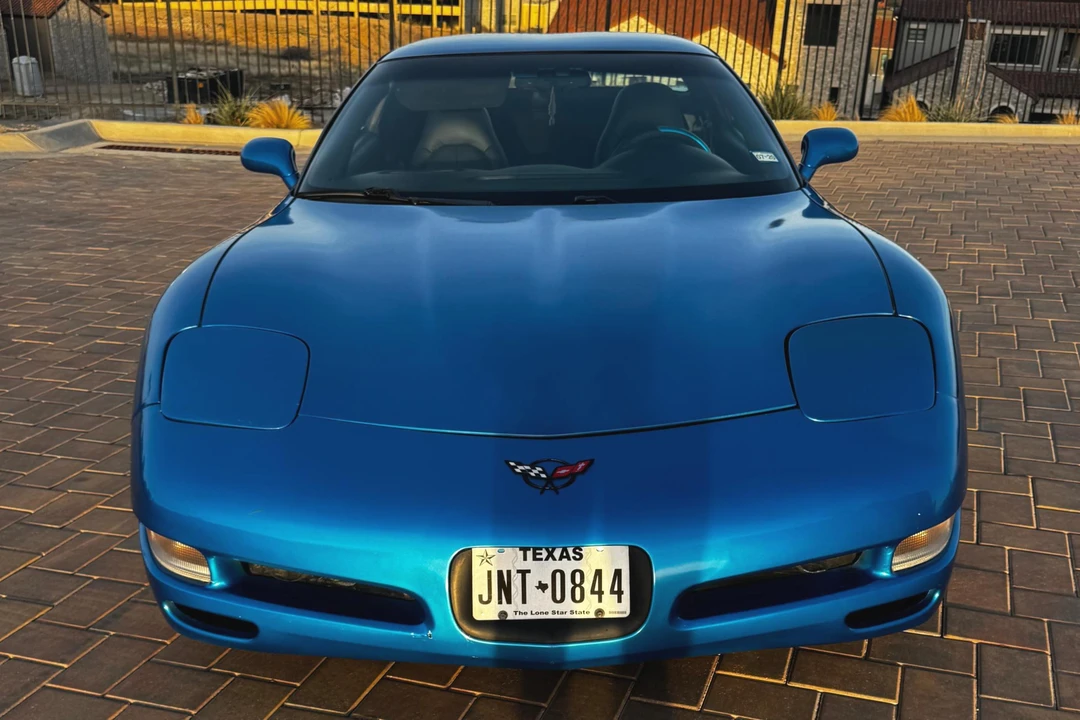 1999 Chevrolet Corvette C5 - Image 2 of 31