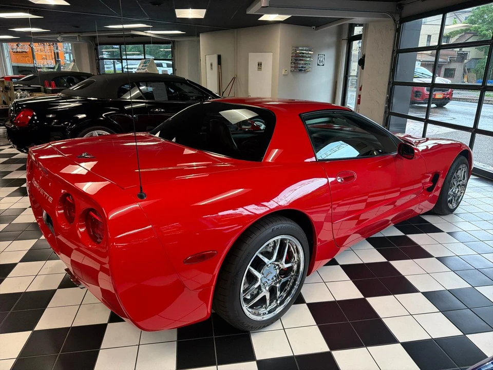 1999 Chevrolet Corvette C5 - Image 4 of 30