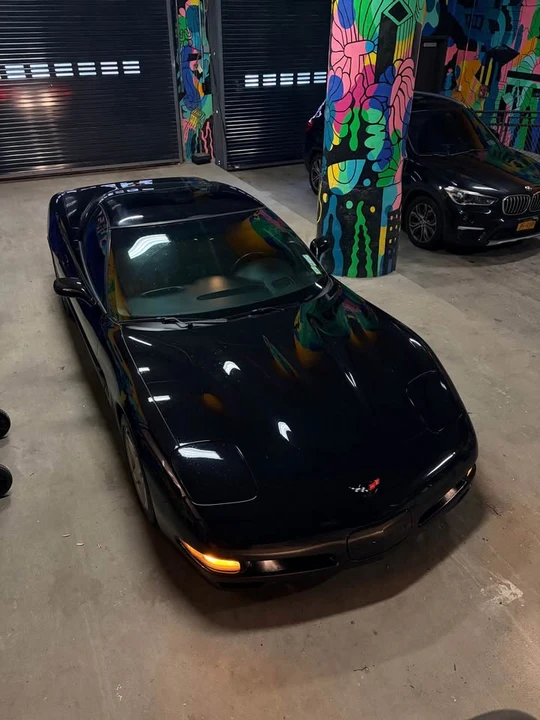 1999 Chevrolet Corvette C5 - Image 8 of 9