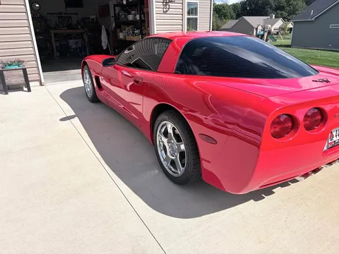 1999 Chevrolet Corvette C5 - Image 2 of 10