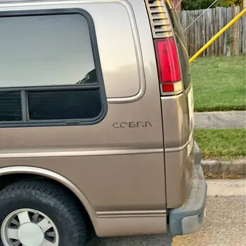 1999 Chevrolet Express 1500 Passenger LS Van 3D