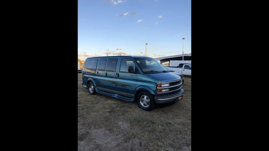 1999 Chevrolet Express - Image 5 of 7
