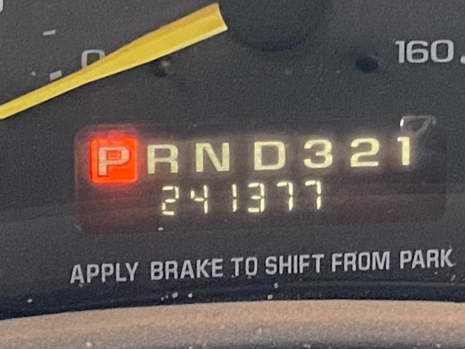1999 Chevrolet Express - Image 18 of 19