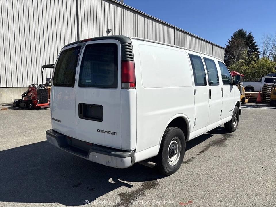 1999 Chevrolet Express - Image 3 of 12