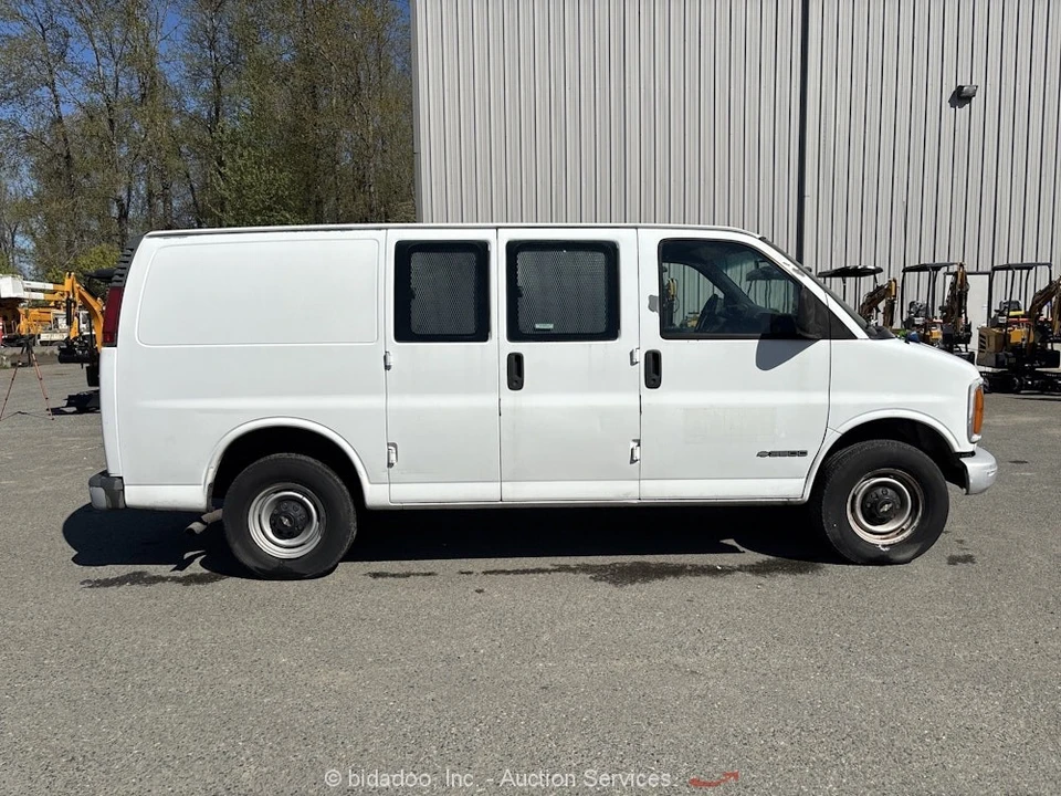 1999 Chevrolet Express - Image 5 of 12