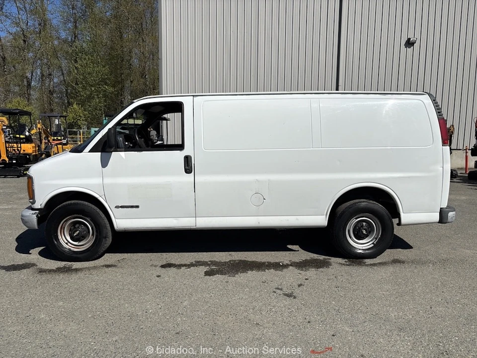 1999 Chevrolet Express - Image 4 of 12