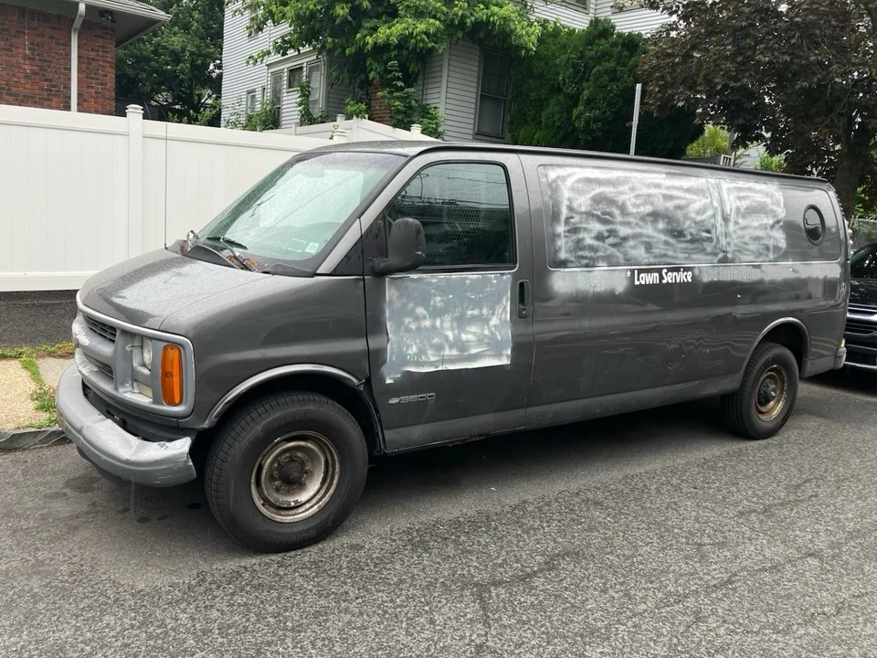 1999 Chevrolet Express - Image 4 of 5