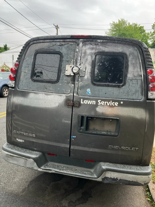 1999 Chevrolet Express - Image 2 of 5