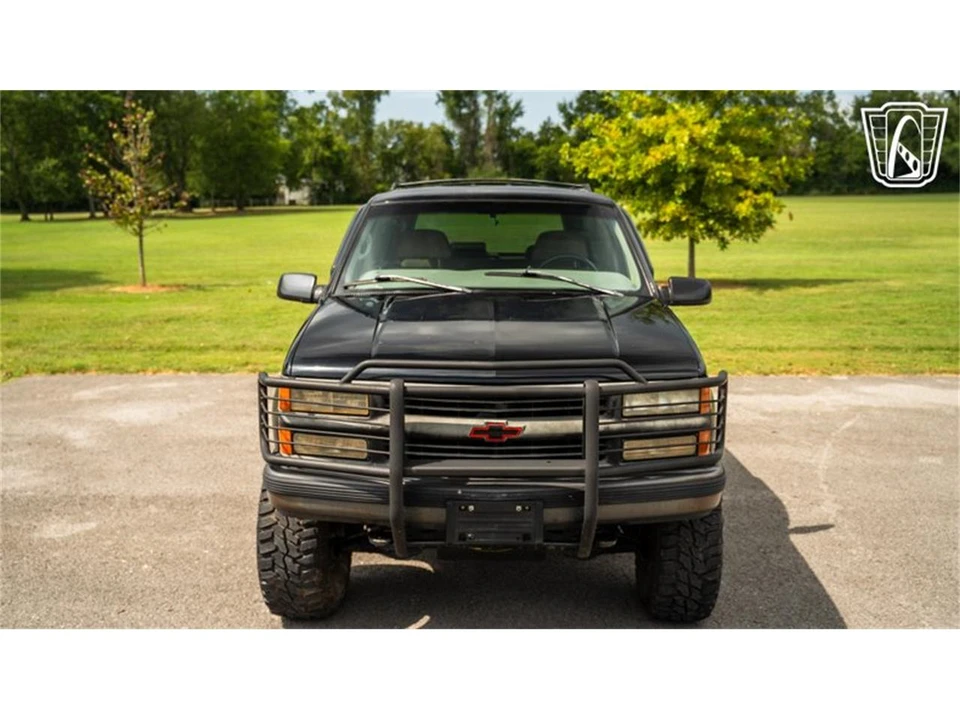 1999 Chevrolet C/K 4th Gen - Image 2 of 31