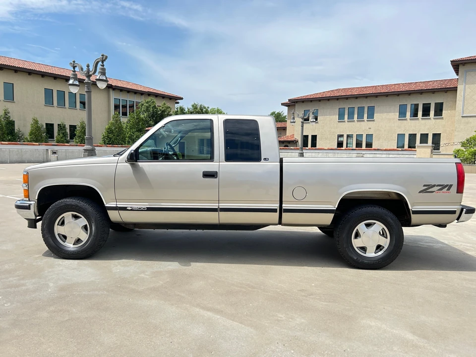 1999 Chevrolet C/K 4th Gen - Image 9 of 31