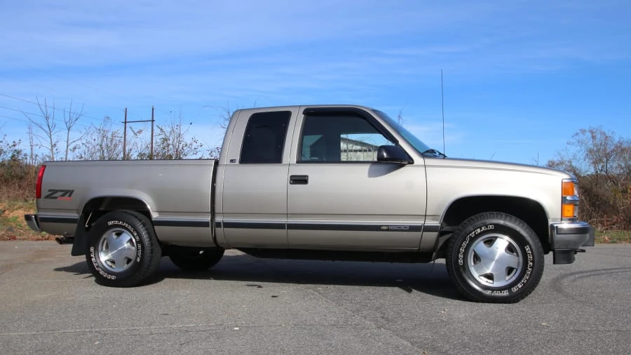 1999 Chevrolet C/K 4th Gen - Image 2 of 23