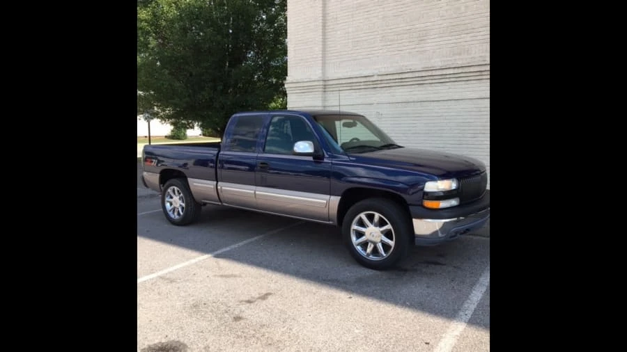 1999 Chevrolet C/K 4th Gen - Image 2 of 3